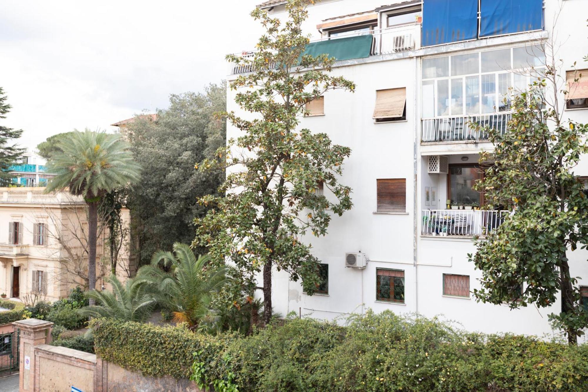 Elegant Flat In Ponte Milvio * Rome