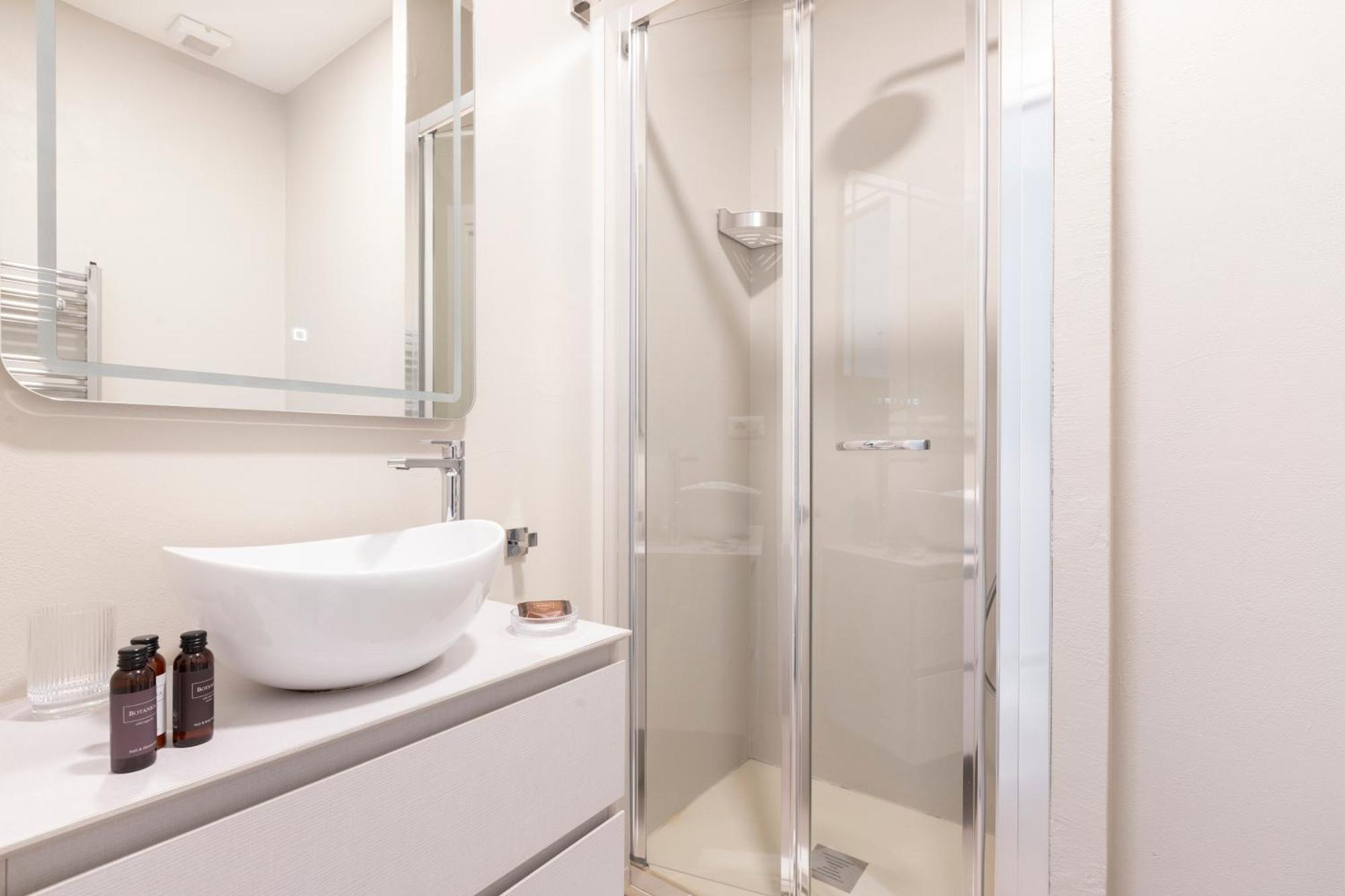 Apartment Elegant Flat In Ponte Milvio Rome