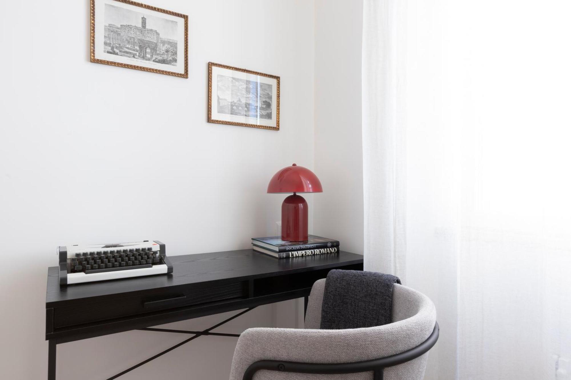 Elegant Flat In Ponte Milvio *